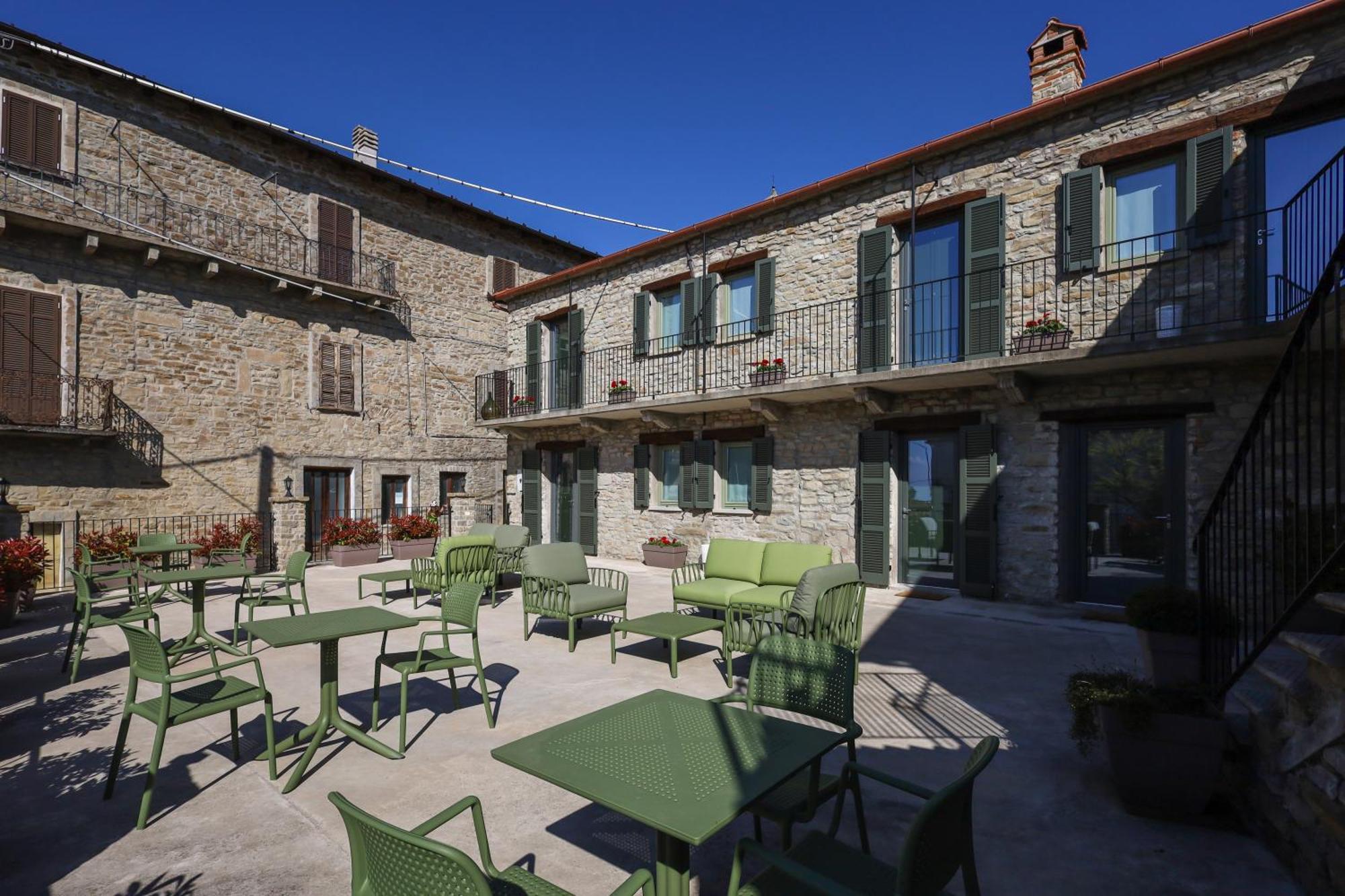 Albergo Del Bramante Roccaverano Exterior foto